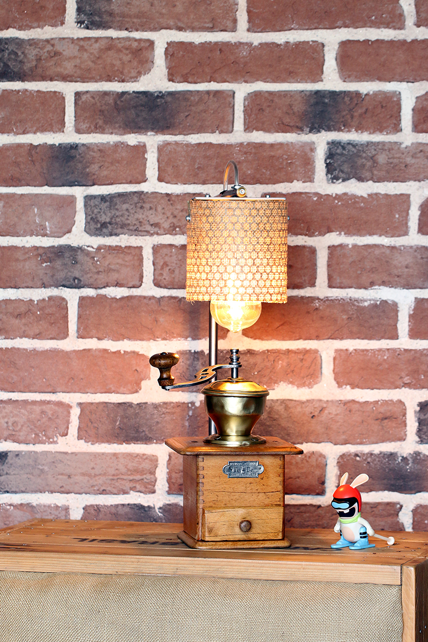 1secondtemps; lampe; création; vintage; industriel; moulin à café