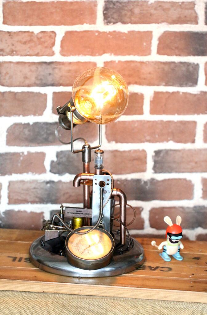 AL007 — Le Compresseur de Lumière